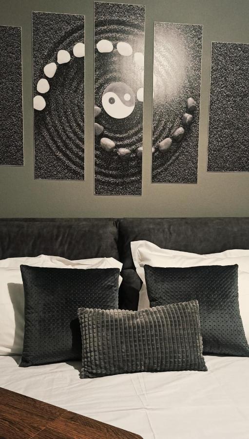 Stay In Athens - Muses Bagian luar foto