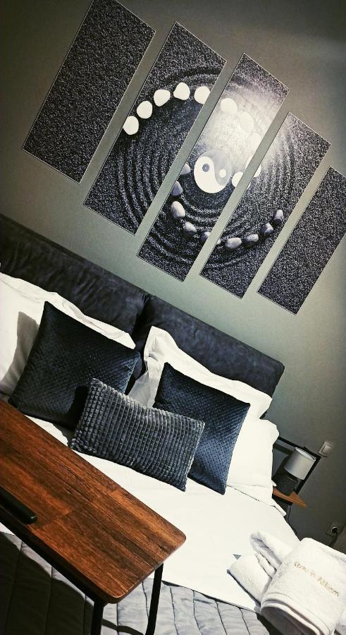 Stay In Athens - Muses Bagian luar foto